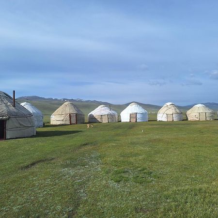 Zalkar Yurt Camp Hotel Song-Kul Eksteriør billede