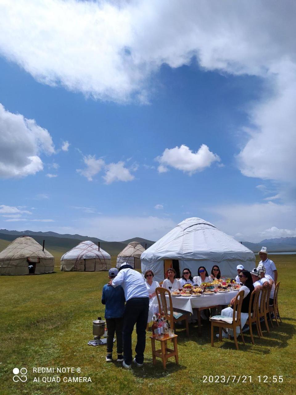 Zalkar Yurt Camp Hotel Song-Kul Eksteriør billede