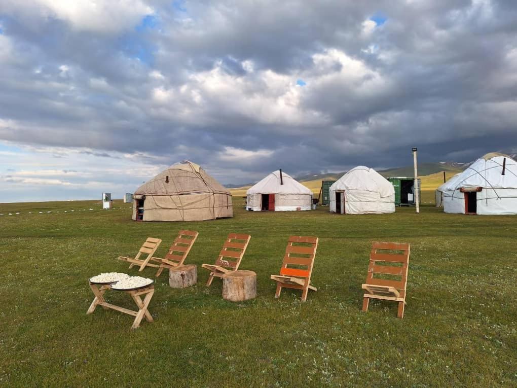 Zalkar Yurt Camp Hotel Song-Kul Eksteriør billede
