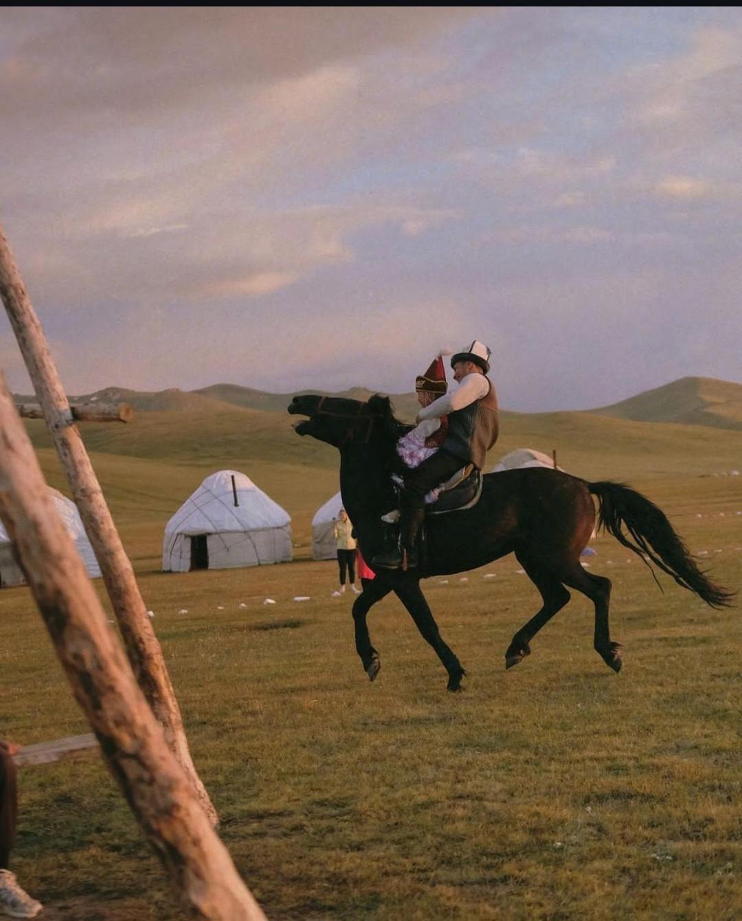Zalkar Yurt Camp Hotel Song-Kul Eksteriør billede