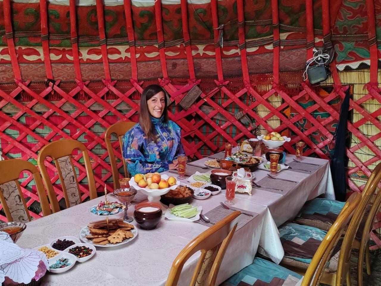 Zalkar Yurt Camp Hotel Song-Kul Eksteriør billede